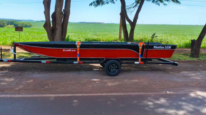barco 5.5 com carreta